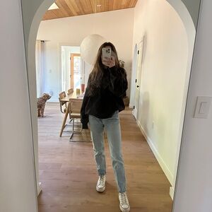 Meet your Posher, Posh